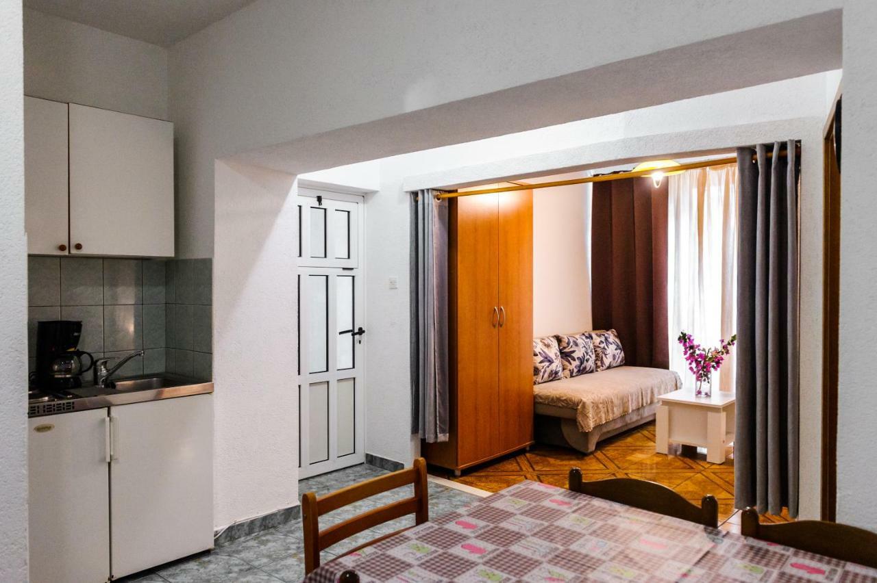 Apartment Herceg Baška Voda Екстериор снимка