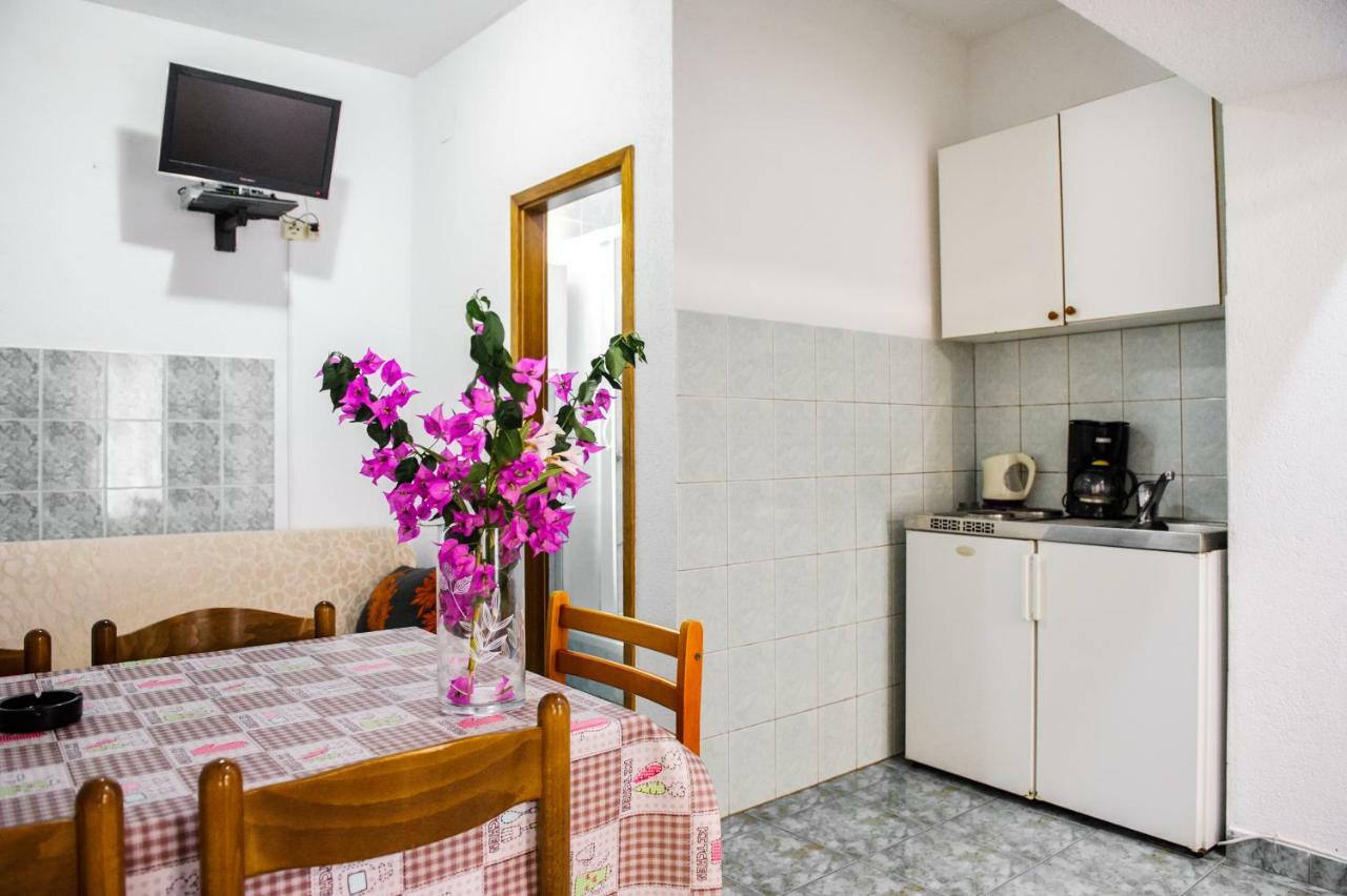 Apartment Herceg Baška Voda Екстериор снимка